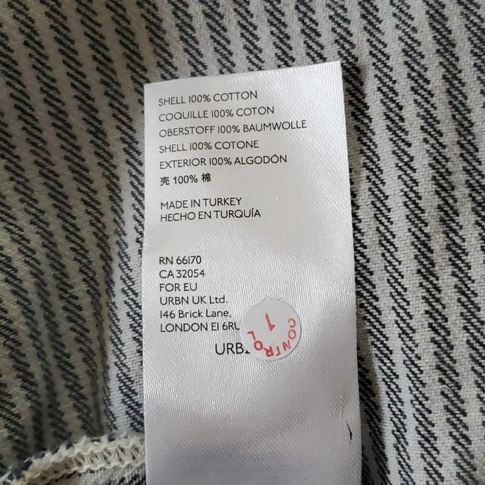 Urban Outfitters BDG Hudson Black and White Pinstriped Denim Mini Dress Size M - Picture 8 of 10